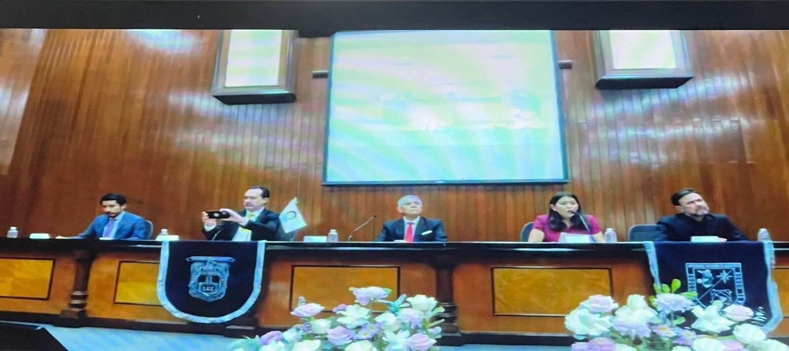 La Lic. Jhoana Ximena Pérez Cuahuey como ponente en foro universitario